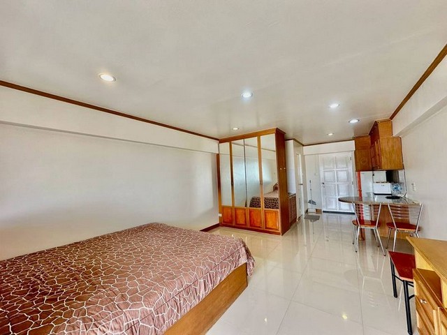 ให้เช่า ศรีราชา เพลส คอนโด ราคาถูก สุดคุ้ม ใจกลางเมือง ติดโรบินสั