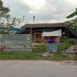 ขายถูกที่ดินศรีราชาแถมบ้าน 100วา ใกล้วัดศรีรัตนาราม(บ่อหิน) ชลบุร