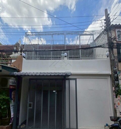 ให้เช่าทาวน์เฮ้าท์ 2 ชั้น 168 ตร.ม 3 ห้องนอน ซอยประชาราษฏร์บำเพ็ญ