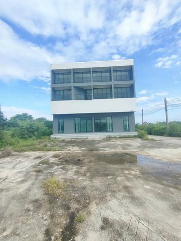 ให้เช่าโฮมออฟฟิศ 3.5 ชั้น 670 ตร.ม. ถนนสุวินทวงศ์ หนองจอก