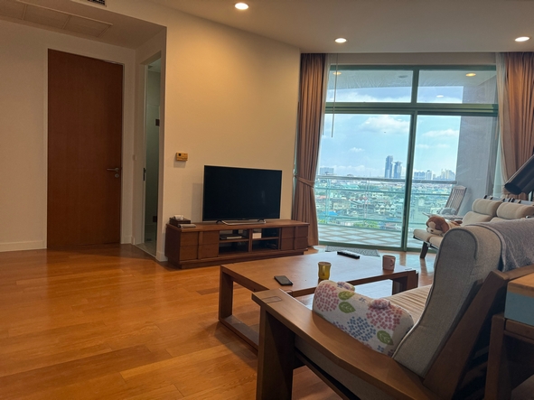 ให้เช่า คอนโดชาเทรียม 2 นอน 127 ตรม. Built-In ครบ