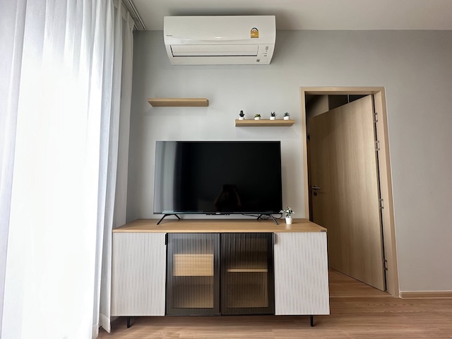 Skyrise 64 spacious safe