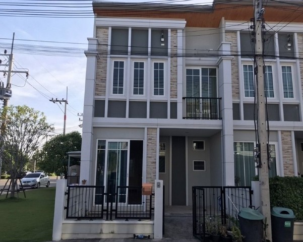 ขายทาวน์เฮ้าส์มือสองบ้านโพธิ์ โกลเด้นทาวน์ ฉะเชิงเทรา-บ้านโพธิ์