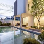 พูลวิลล่าสวยหรู พร้อมอยู่ มีโซล่าเซลล์ทุกหลัง สันผักหวาน หางดง