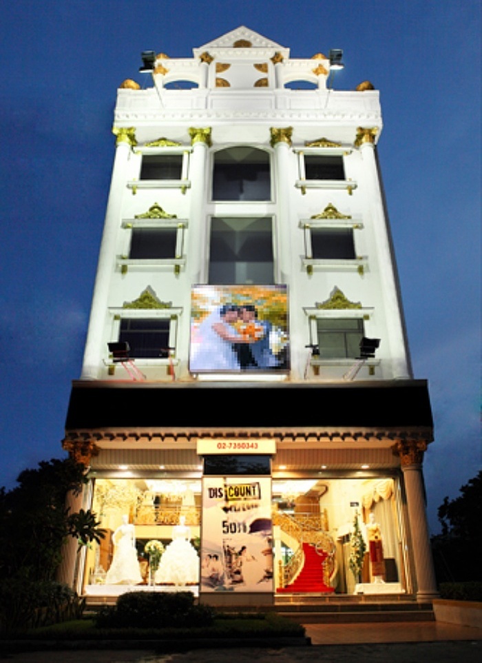 ขายสตูดิโอแต่งงาน ชื่อดัง ในกรุงเทพ ถนนรามคำแหง ใกล้รถไฟฟ้า