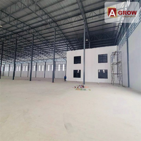 ให้เช่าโรงงาน บ้านบึง ขนาด 2,500 ตร.ม. เสร็จพร้อมใช้