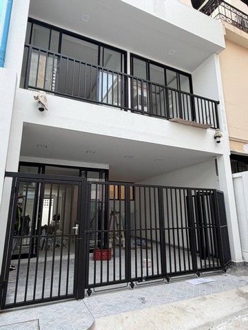 ขายบ้านทำเลดี ทัพพระยา House for sale in good location, tappraya