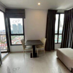 คอนโดมิเนียม เอลลิโอ เดล เนสท์ เฟอร์นิเจอร์ครบครัน ใกล้ห้างสรรพสิ