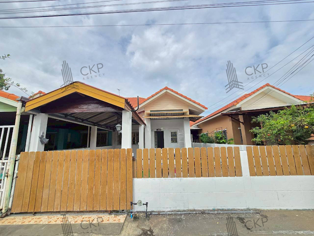 บ้านแฝด ราชพฤกษ์ 2 ชั้นเดียว พื้นที่กว้างขวาง โครงสร้างแข็งแรง ทำ