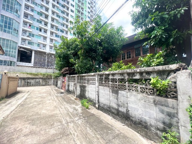 ที่ดิน 99ตรว.พร้อมสิ่งปลูกสร้าง บ้าน นครอินทร์ พระราม5 ติวานนท์