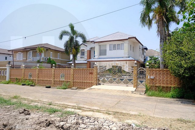 บ้านเดี่ยวมือสองหลังใหญ่ ใจกลางเพิ่มสิน