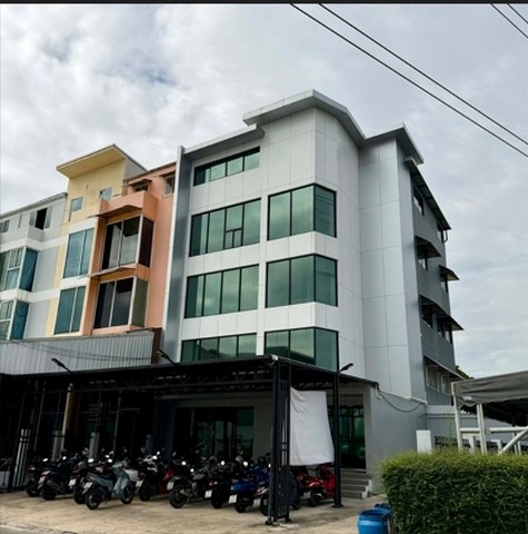 500 ตารางเมตร พร้อมลิฟท์ ซ.พัฒนาการ 31/1 ใกล้ทองหล่อเพียง 10 นาที