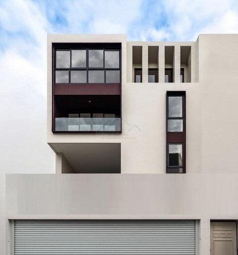 ขายโฮมออฟฟิศ 5 ชั้น พร้อมลิฟต์ ย่านสุขุมวิท – บางนา ใกล้ BTS ปุณณ