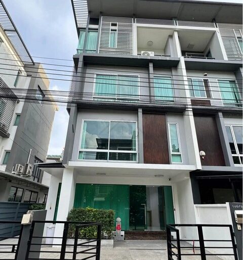 ขายโฮมออฟฟิศ 4 ชั้น 500 ตรม. บี สแควร์ พระราม 9-เหม่งจ๋าย