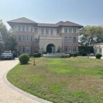 ขายบ้านหลังใหญ่2ไร่กว่า ราษฎร์พัฒนา21(ซอยมิสทีน)ร่มรื่นเป็นส่วนตั