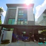 ขายด่วน! บ้านหรู The Gentry เอกมัย-ลาดพร้าว 62.9 ตร.ว.ทำเลดีมาก