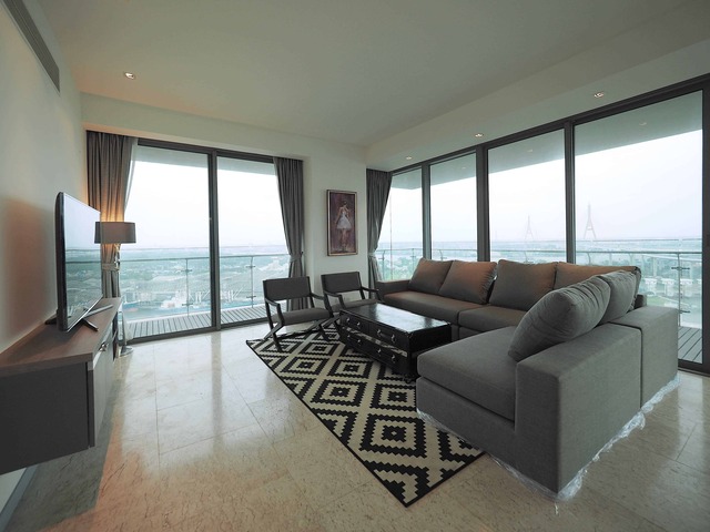 The Pano – Corner 3BR with Stunning Chao Phraya Views