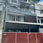 Home office 4 ชั้น 300 ตร.ม. ลาดพร้าว 80 รีโนเวทใหม่ จอดรถ 3 คั