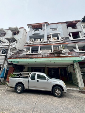 ตึก 2 คูหา ใจกลาง Old Town ภูเก็ต ทำเลสุดปังใกล้ถนนคนเดิน