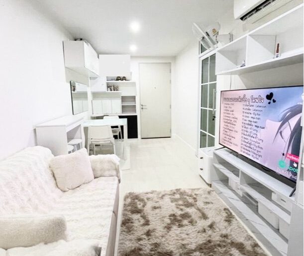 ขายคอนโด สัมมากรเอสเก้า คอนโด low-rise วิวสระว่ายนํ้า