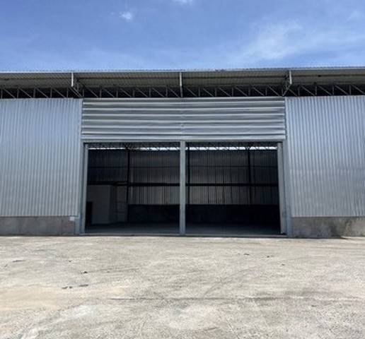 420 ตารางเมตร นาป่า บายพาส ชลบุรี ตู้คอนเทนเนอร์ 40 ฟุตเข้าได้