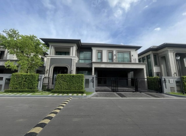 ขายบ้านเดี่ยว บ้านหรูทำเลศักยภาพ กรุงเทพกรีฑาตัดใหม่