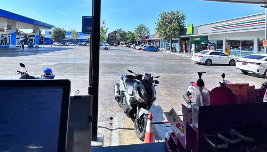 เซ้งถูกๆ 125,000 บ ไก่ย่าง ห้าดาว ปั้มน้ำมันปตท สะพานพระราม5 (ขา