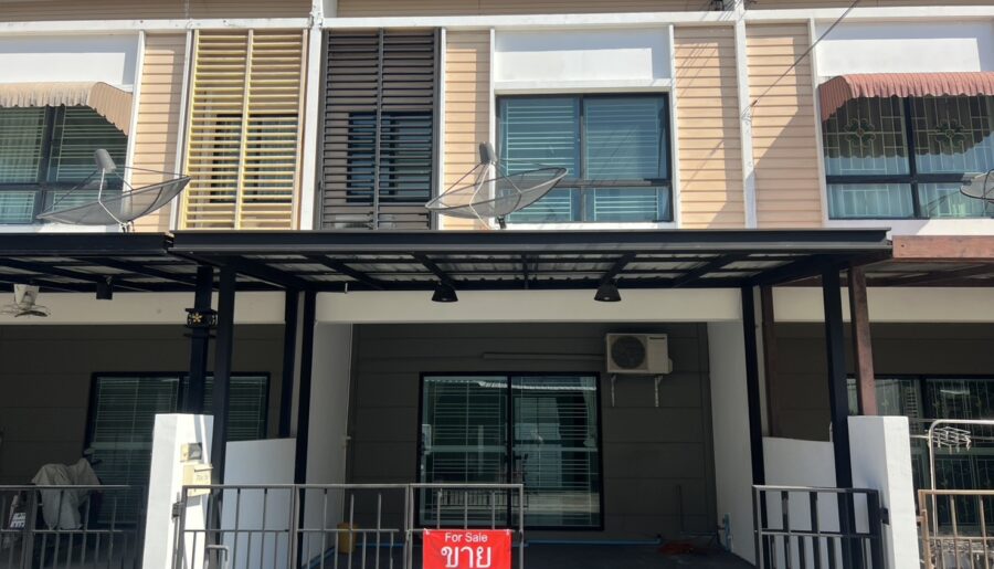 ขายทาวน์เฮาส์ 2ชั้น หมู่บ้านพฤกษาไลท์ ล็อก สุขุมวิท–เทพารักษ์