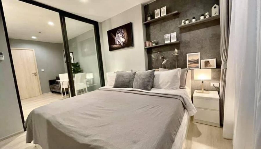 Life One Wireless 20th floor